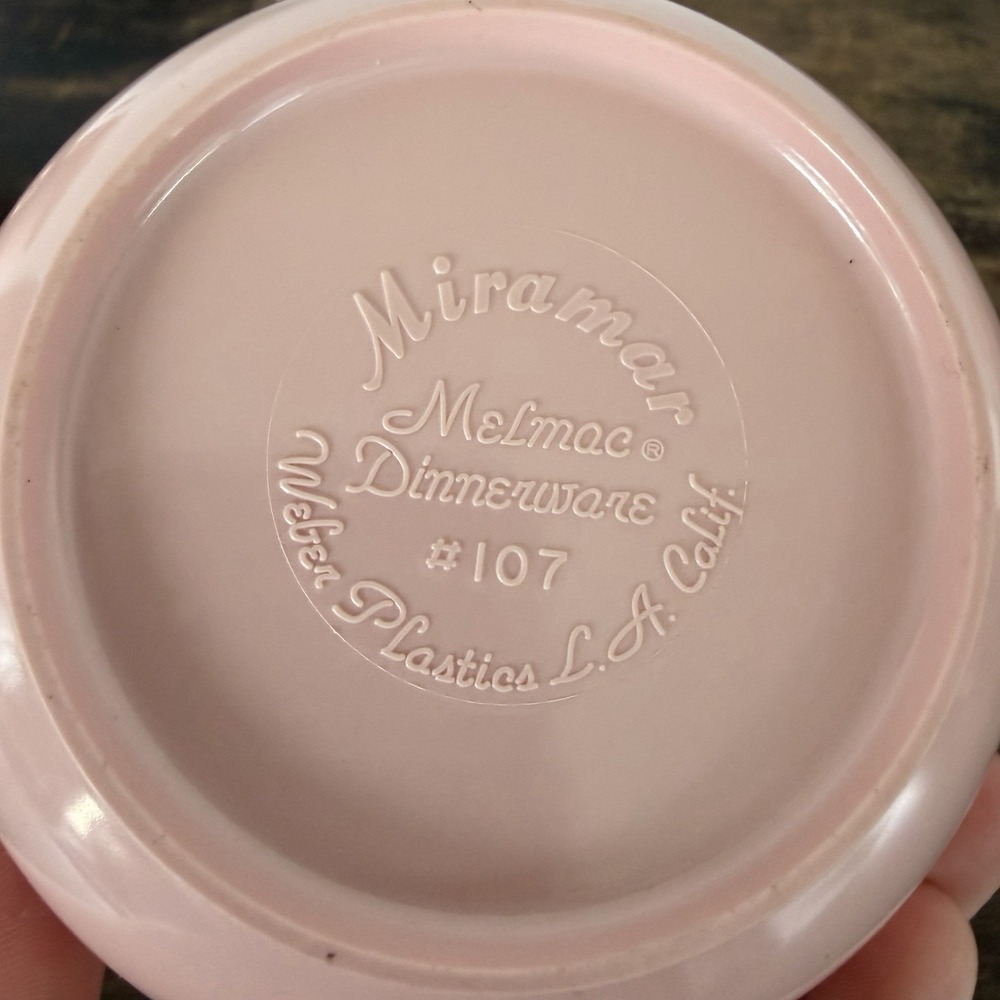 Vintage Miramar Melmac Pink Melamine Creamer Sugar Bowl & 4 Cups MCM Set - Picture 3 of 10